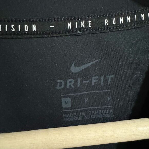 Nike Womens Run Division Midlayer Long Sleeve Top CU6168-011 Animal print Medium - Picture 9 of 12